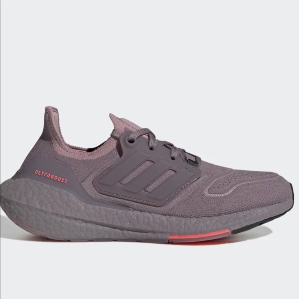 ULTRABOOST 22 Women’s